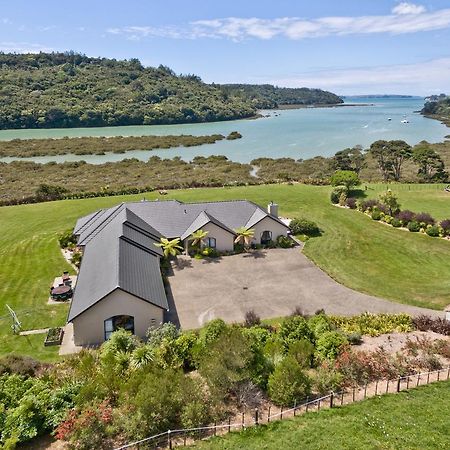 Okura River Estate Getaway Auckland Buitenkant foto